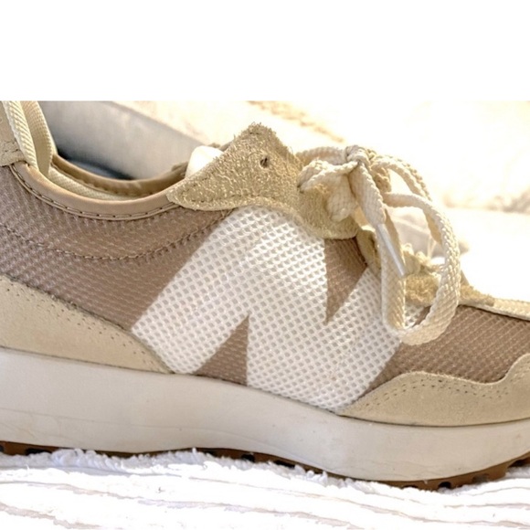 New balance - Picture 5 of 5